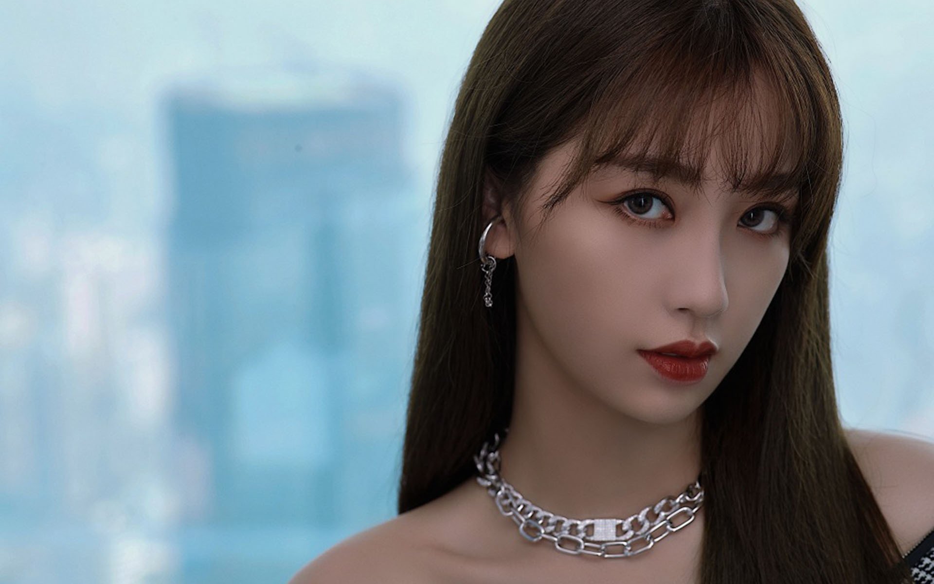 在时间的岔路上，当伦纳德的沉默成为雄鹿绝杀的注脚